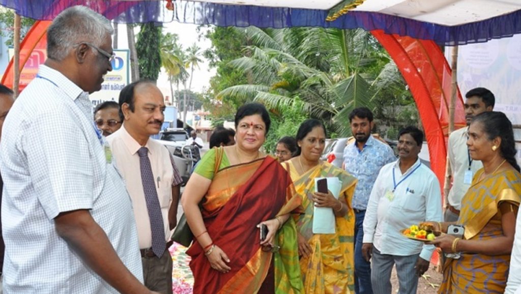 Participants at the unveiling of a the Micro-Learning Centre (MLC)